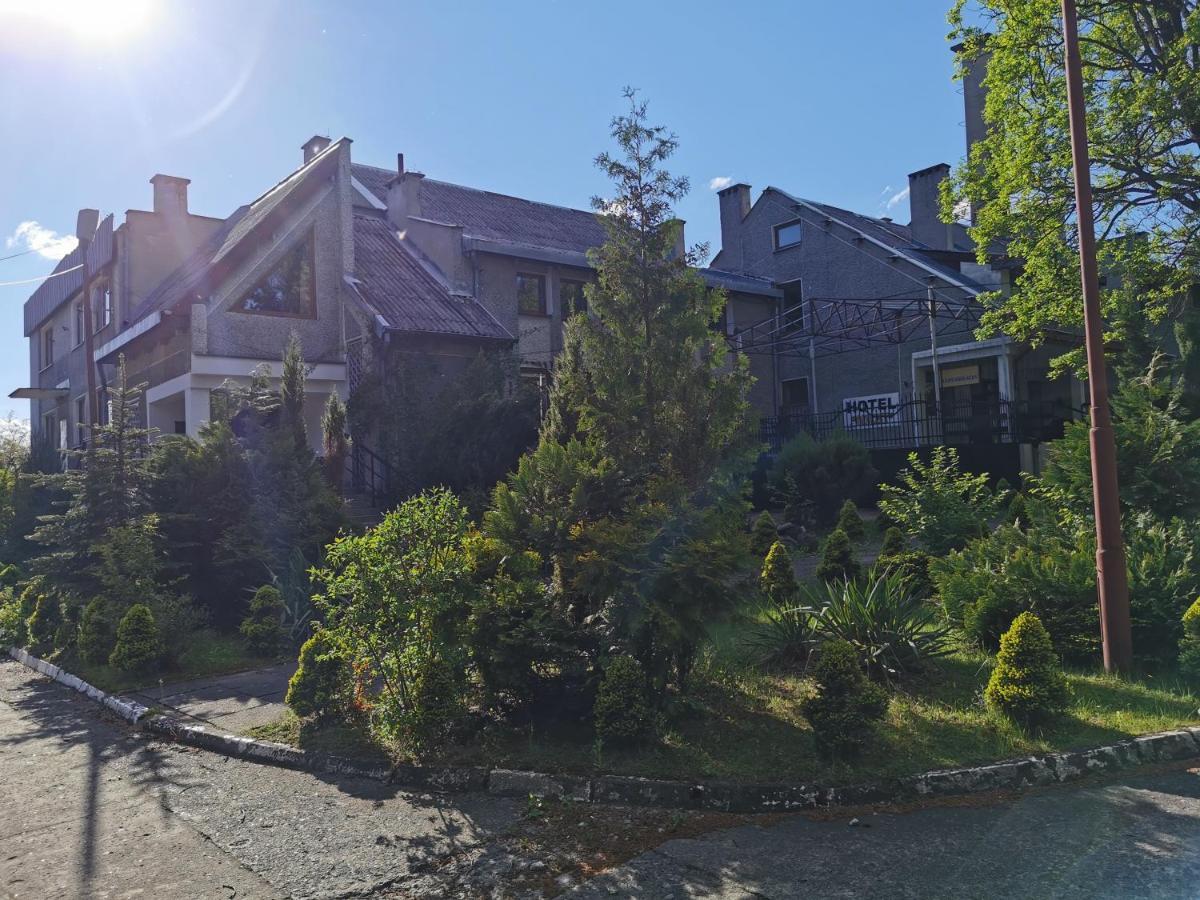Hotel Dukat Horyniec Esterno foto